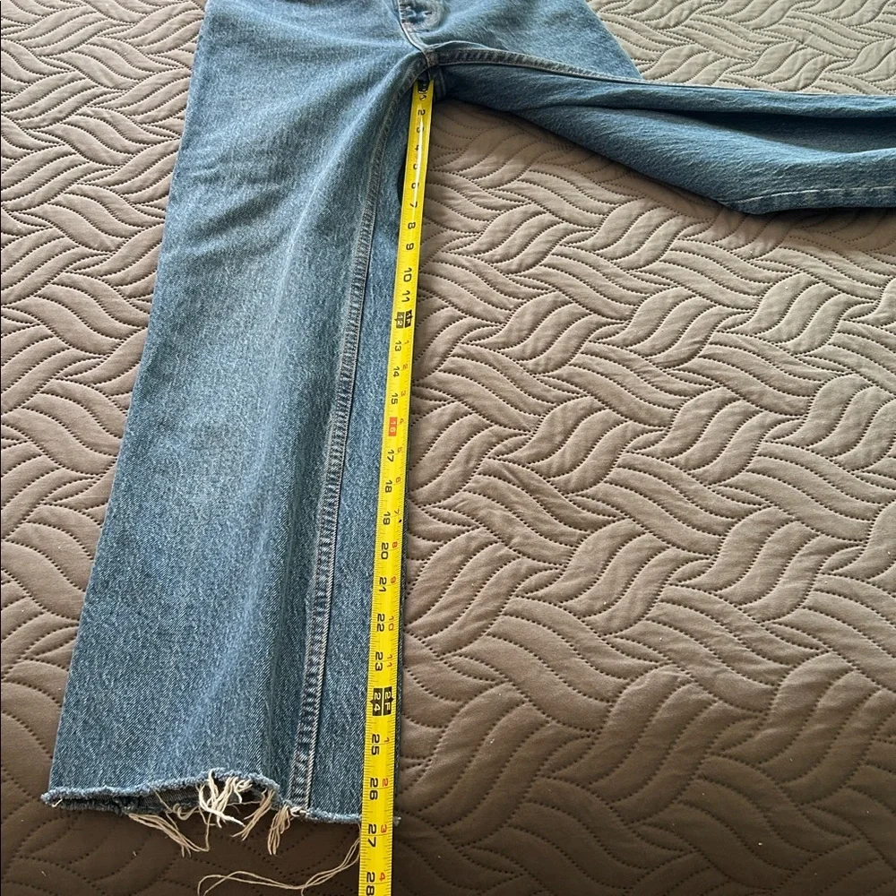 Abercrombie & Fitch High Rise “The 90’s” Jeans - Picture 3 of 9